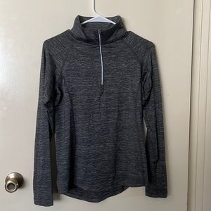 ✨HP✨ Columbia Grey Quarter Zip Athletic Top